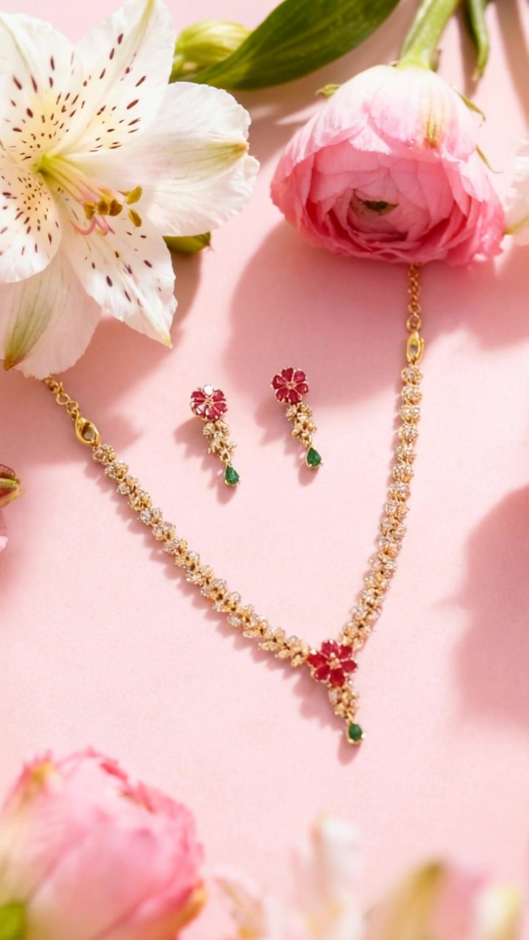 Traditional necklace set featuring floral ruby stones - view 2